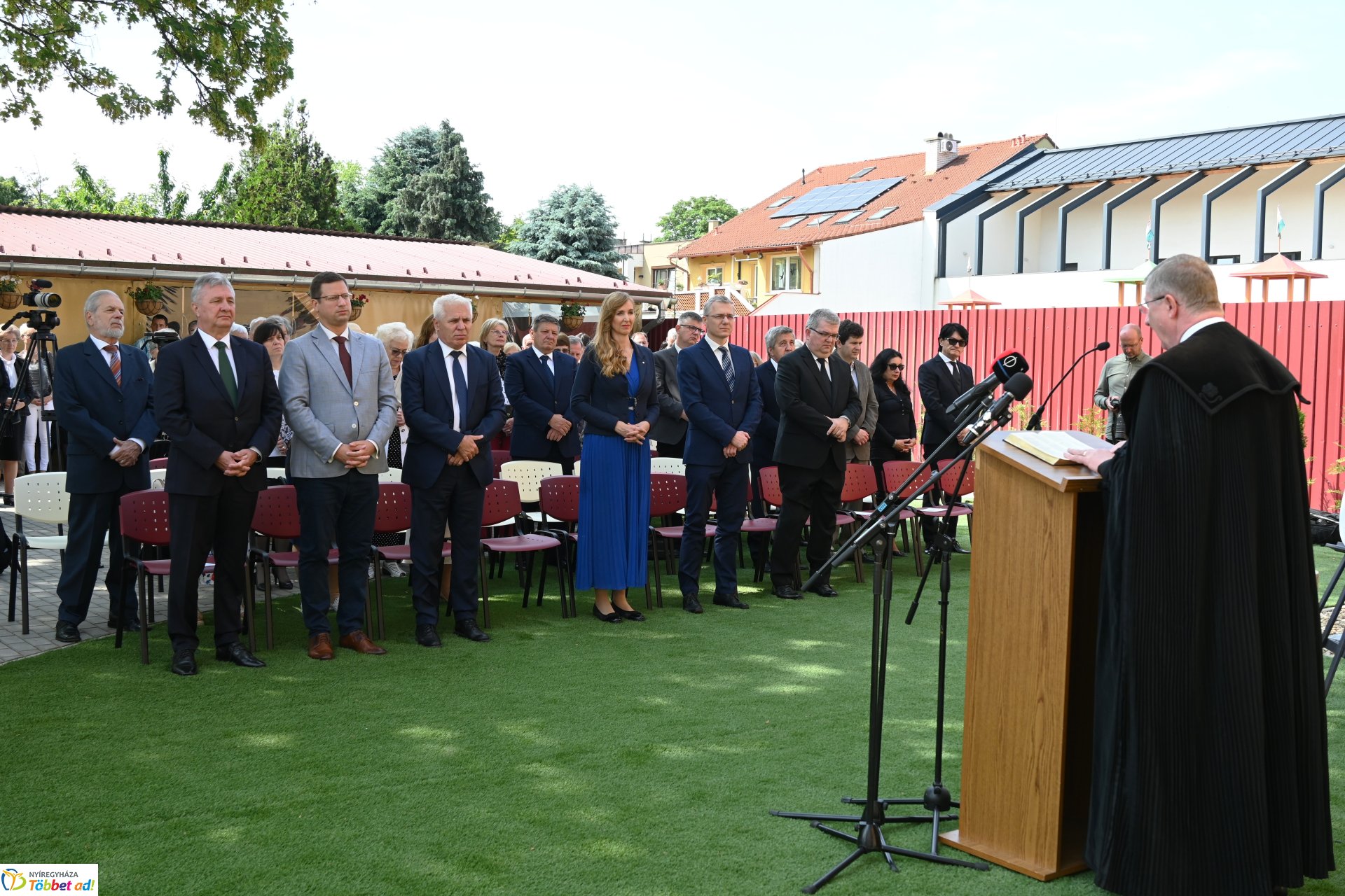 Református Szociális Központ  átadás