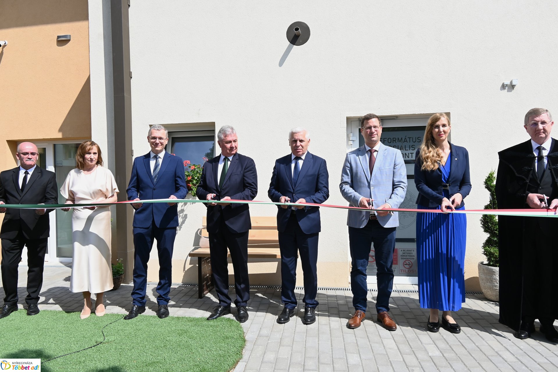 Református Szociális Központ  átadás