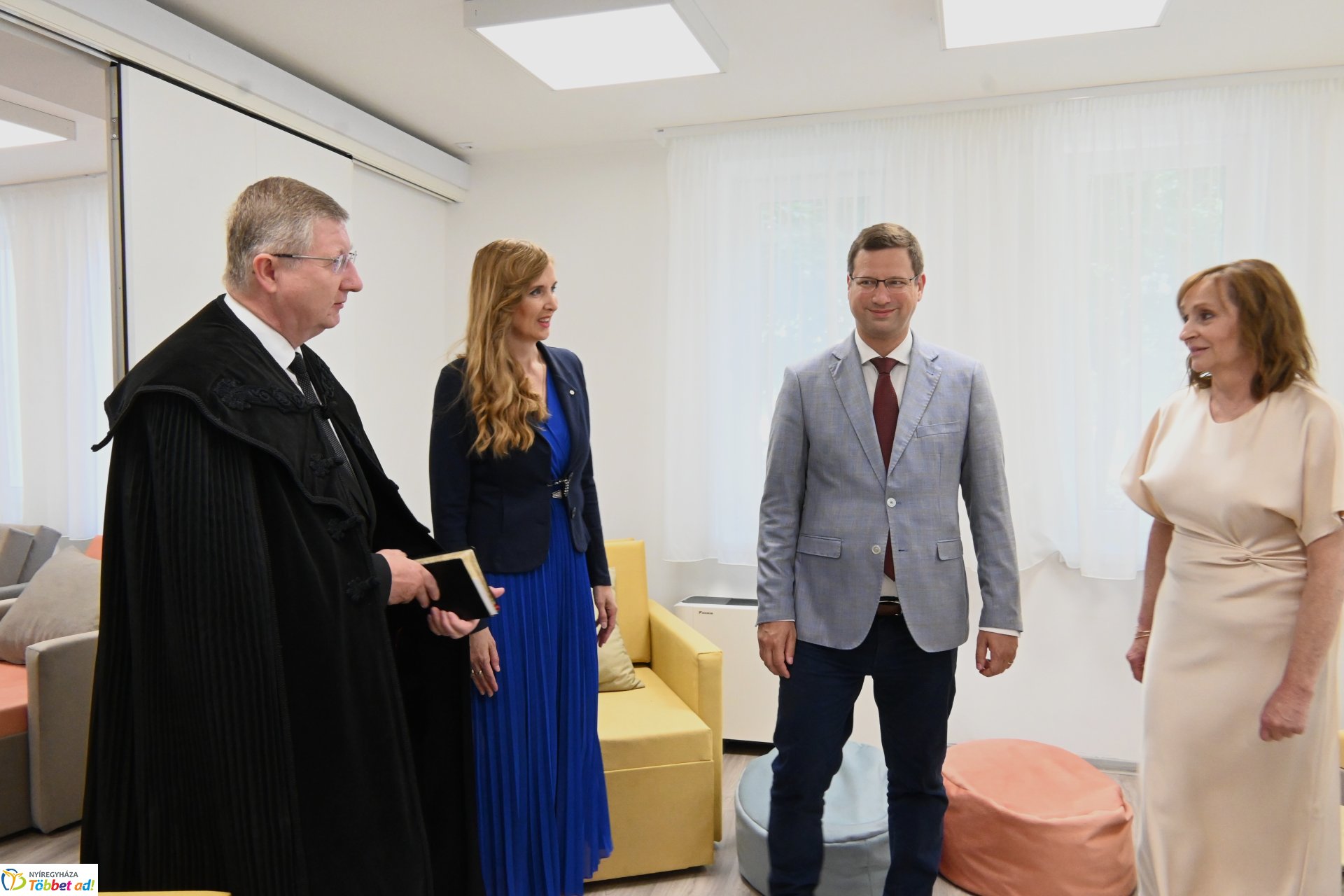 Református Szociális Központ  átadás