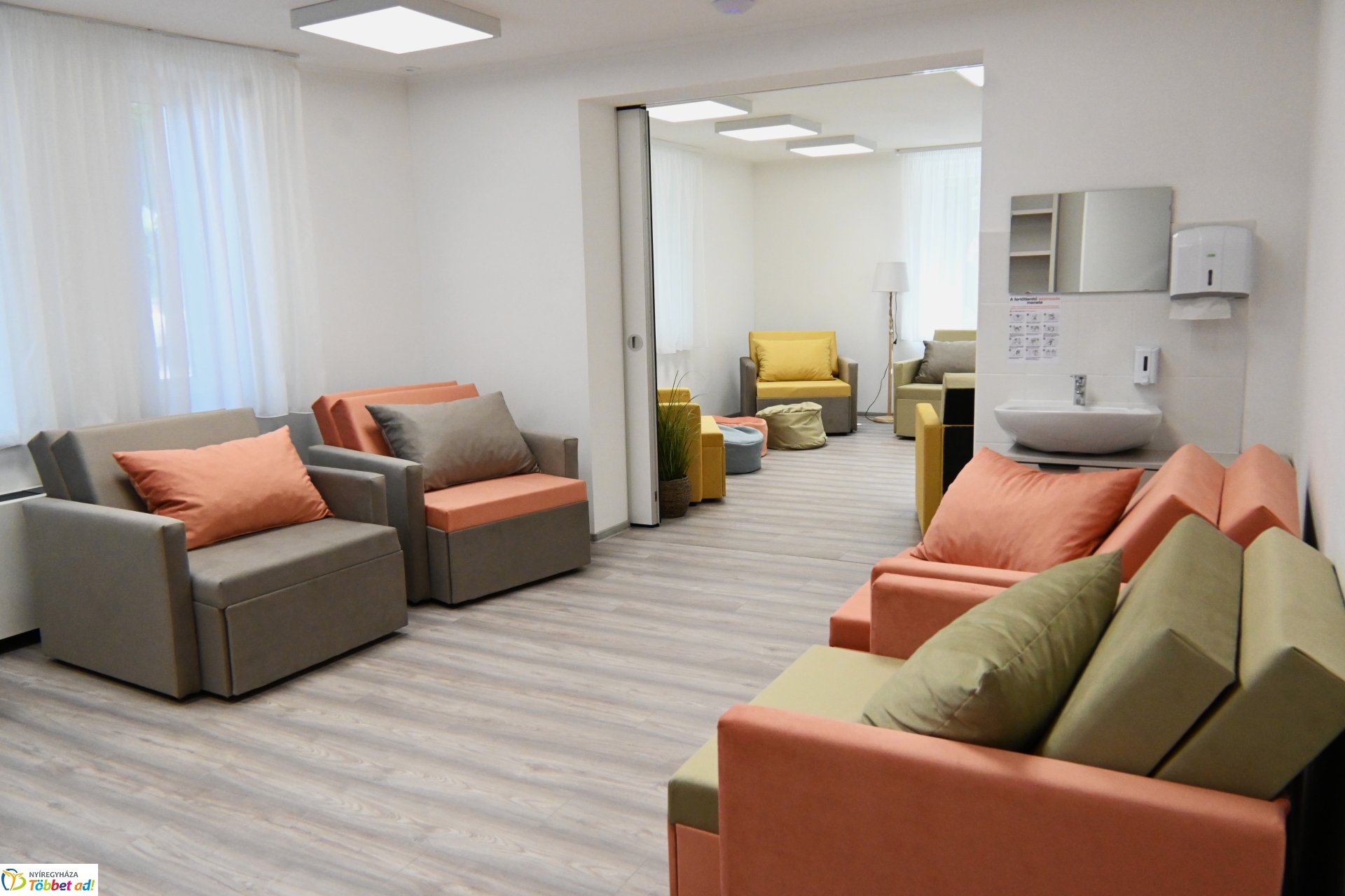 Református Szociális Központ  átadás