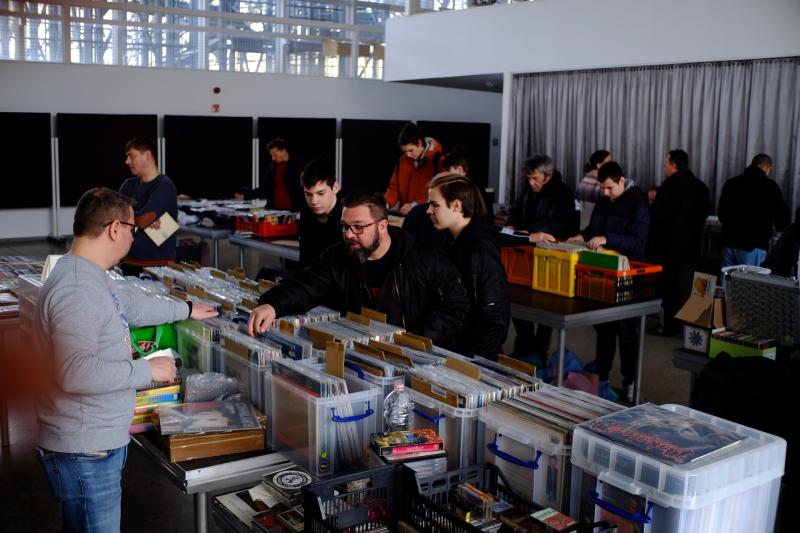 Régi idők nagy korongjai a kulturális központban