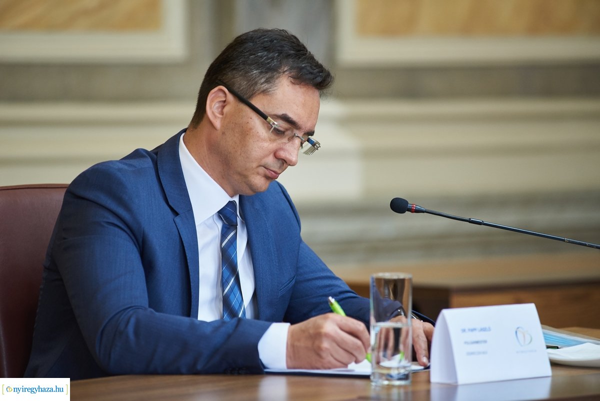 Regionális konferencia a Városházán