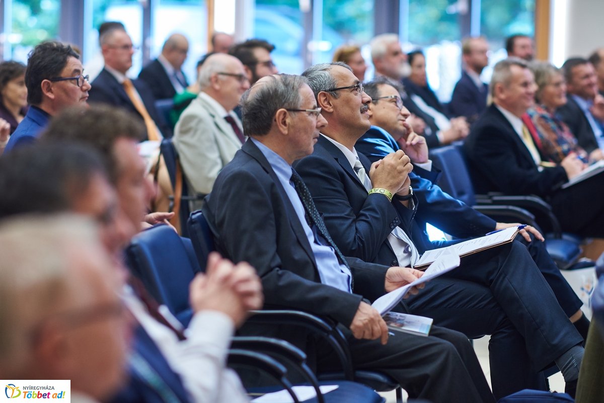 Rektori konferencia az egyetemen