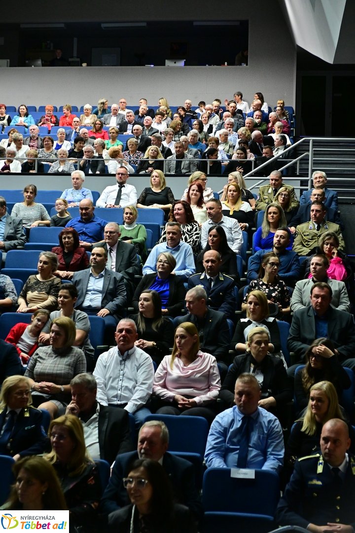 Rendvédelmi hangverseny 2025 decemberében