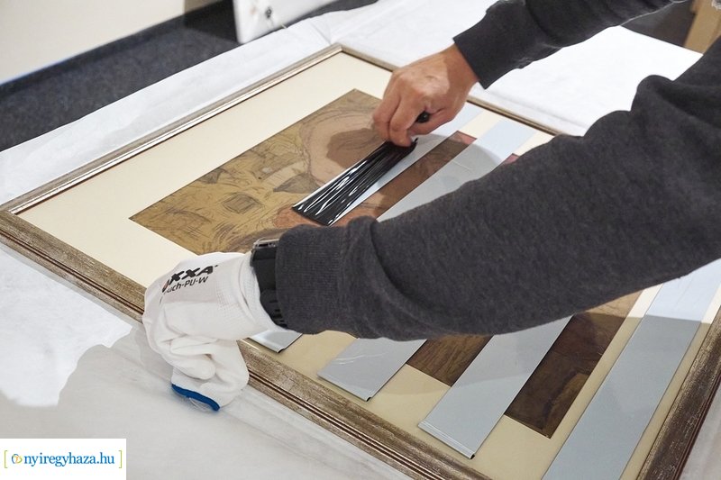 Rippl-Rónai festmények érkeztek