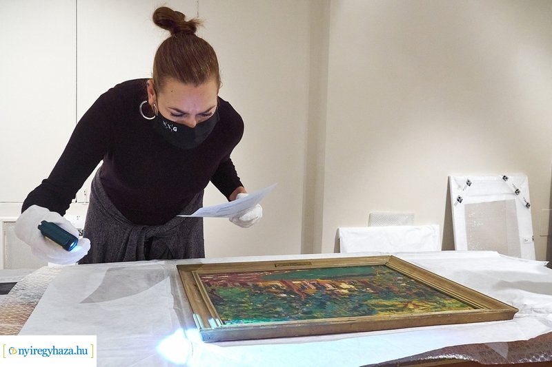 Rippl-Rónai festmények érkeztek