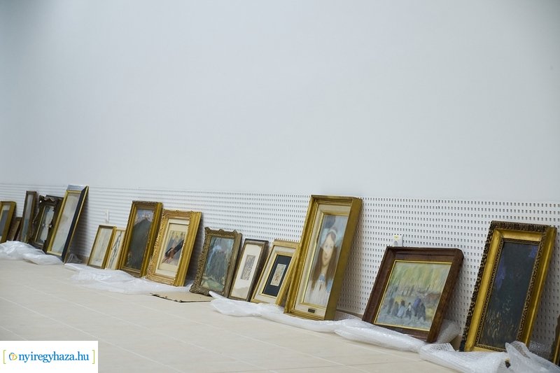 Rippl-Rónai festmények érkeztek