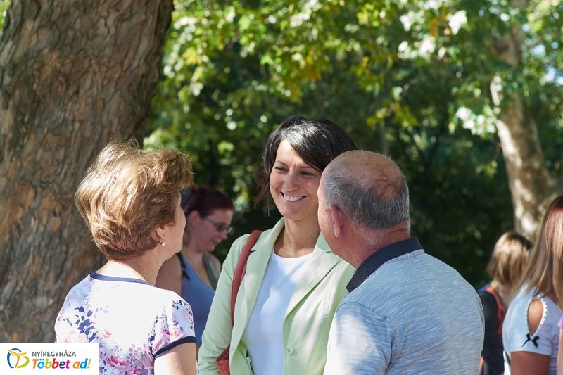 Robinson domb átadó