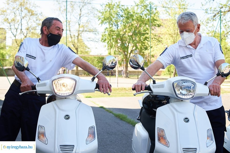 Robogók a polgárőröknek