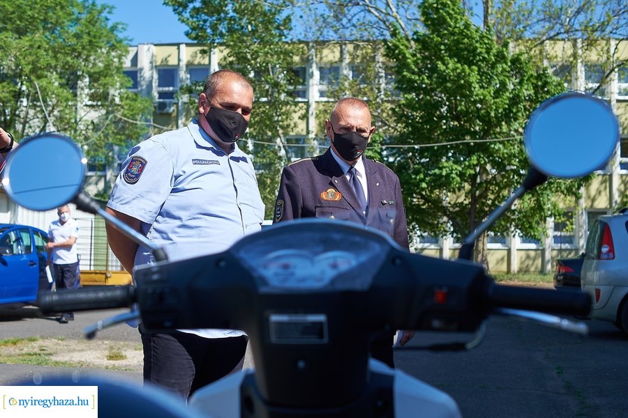 Robogók a polgárőröknek