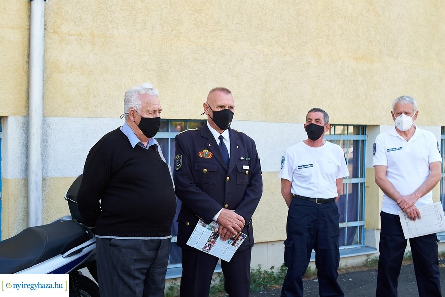 Robogók a polgárőröknek