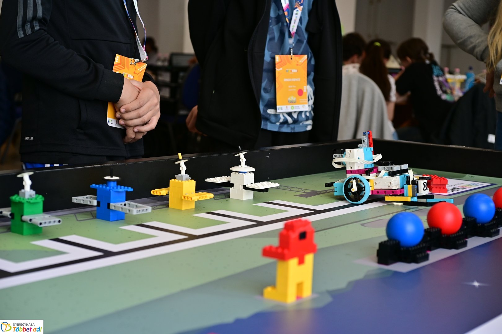 Robotika verseny az Inczédyben 2025 májusában