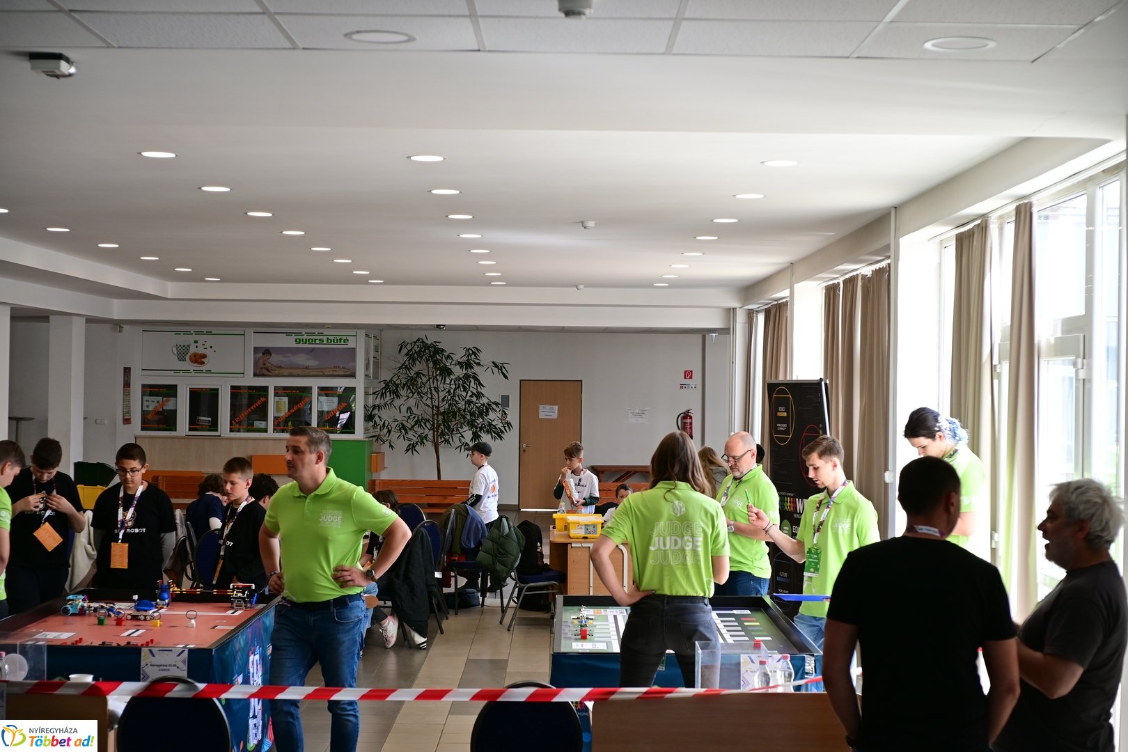Robotika verseny az Inczédyben 2025 májusában