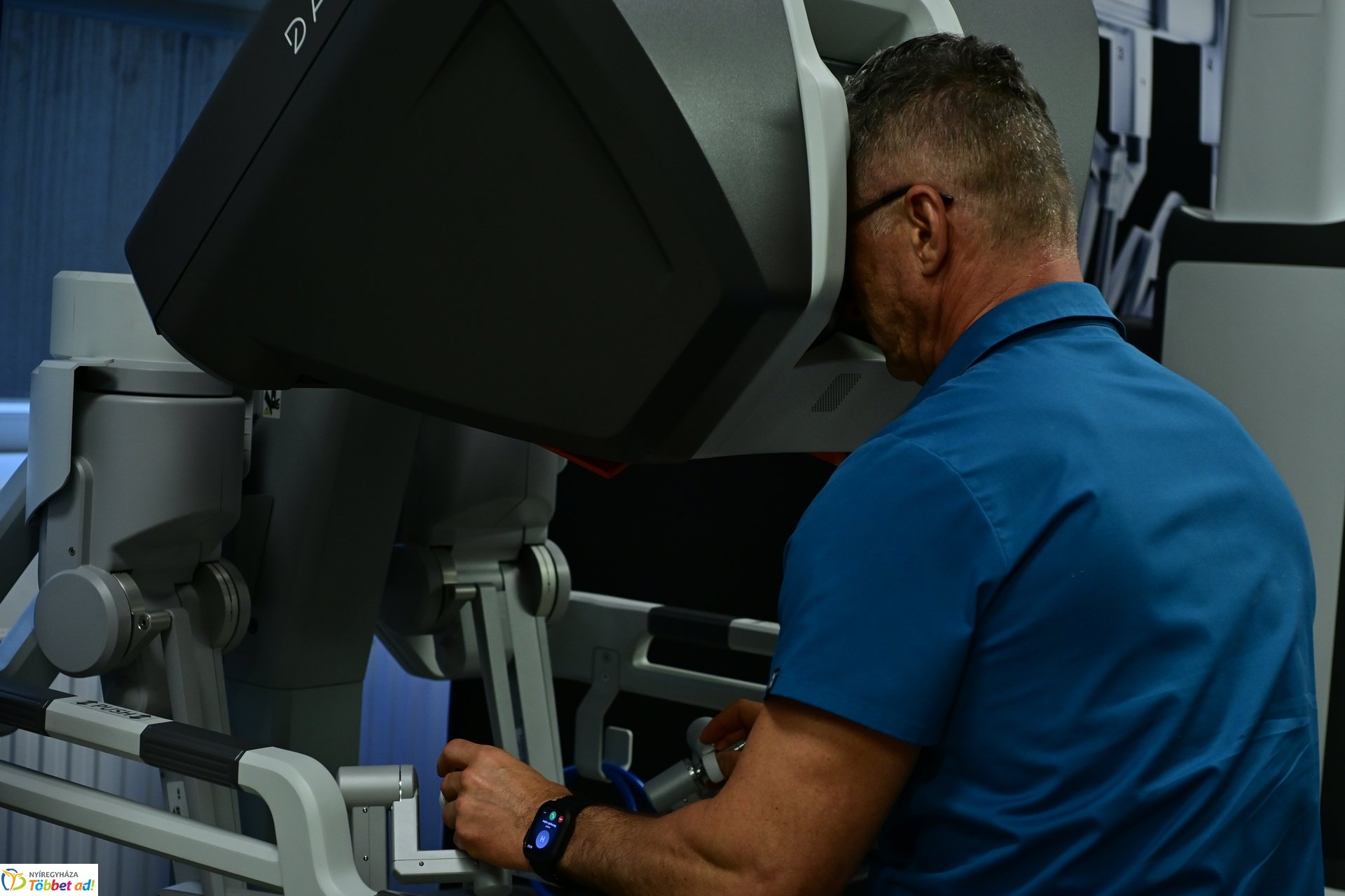 Robotsebészeti bemutató a Jósa András Kórházban 2025 márciusában