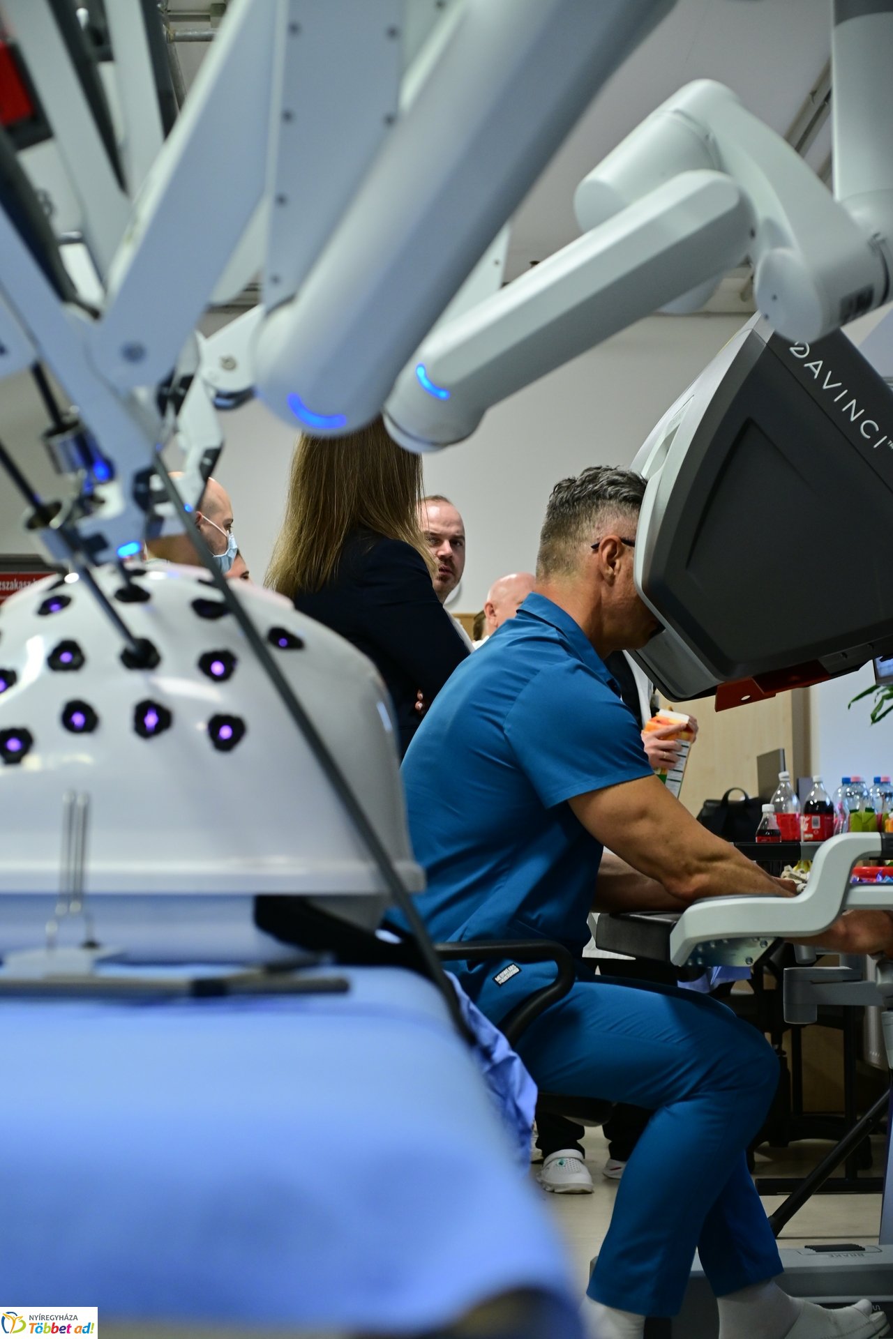 Robotsebészeti bemutató a Jósa András Kórházban 2025 márciusában