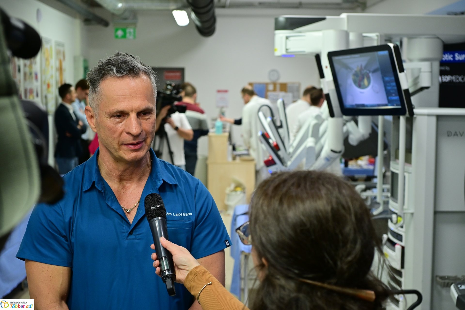 Robotsebészeti bemutató a Jósa András Kórházban 2025 márciusában