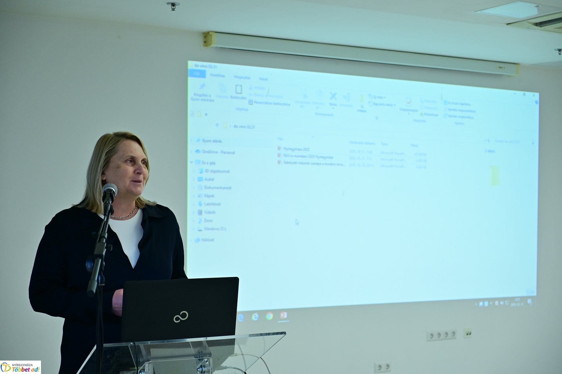 Robotsebészeti bemutató a Jósa András Kórházban 2025 márciusában