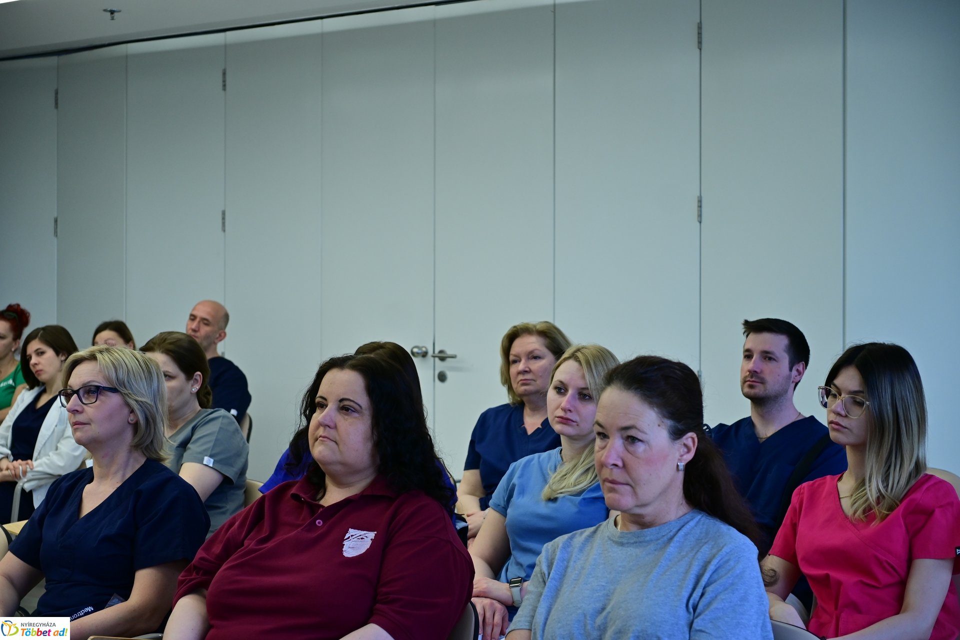 Robotsebészeti bemutató a Jósa András Kórházban 2025 márciusában