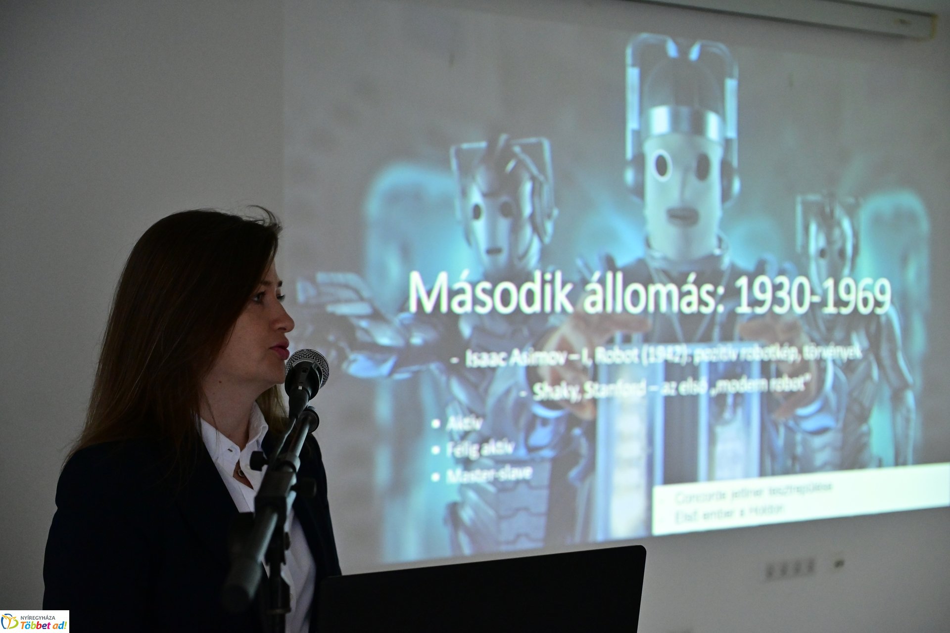 Robotsebészeti bemutató a Jósa András Kórházban 2025 márciusában