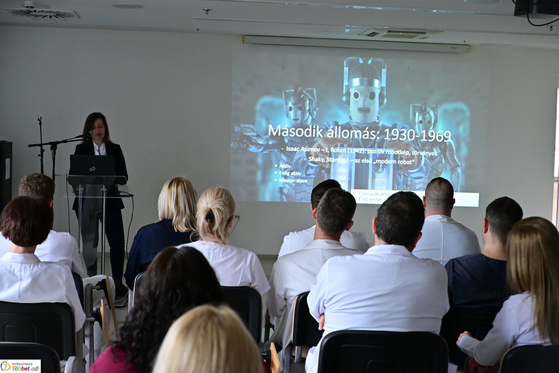 Robotsebészeti bemutató a Jósa András Kórházban 2025 márciusában