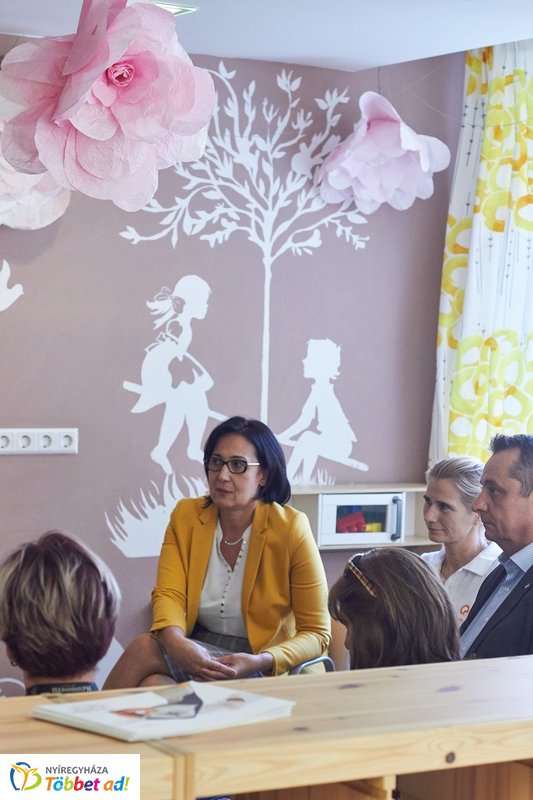 Robotterápia bemutató a kórházban