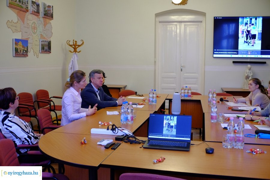 Robotterápiás eszközt kapott a Gyermekrehabilitációs Osztály