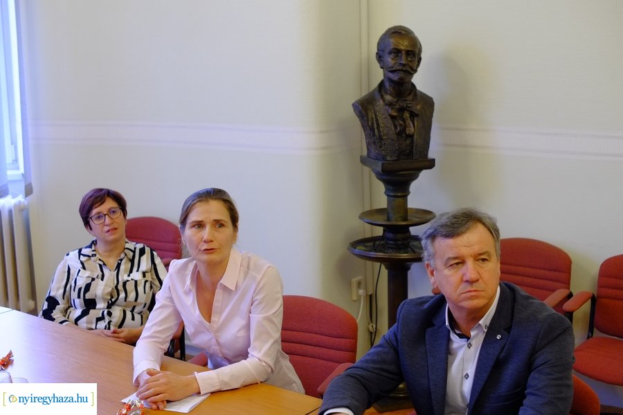 Robotterápiás eszközt kapott a Gyermekrehabilitációs Osztály