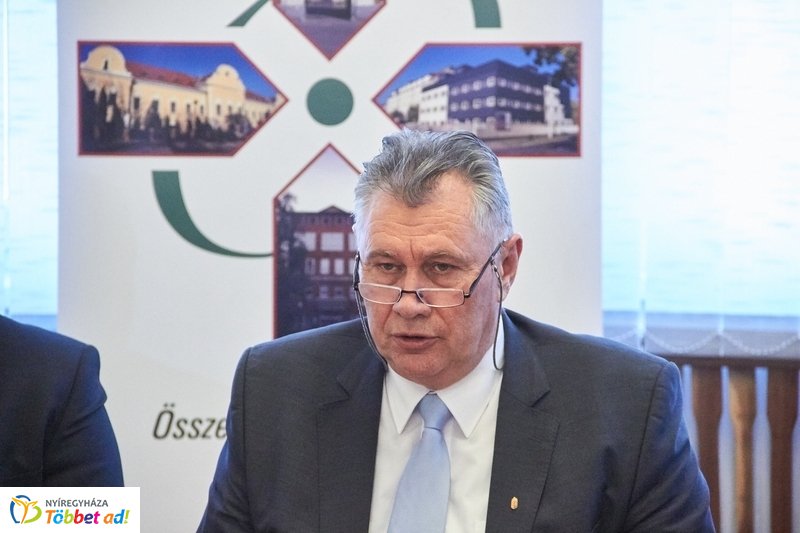 RocHUs projekt sajtótájékoztató a kórházban 