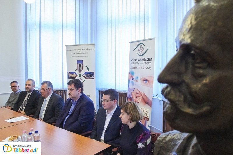 RocHUs projekt sajtótájékoztató a kórházban 