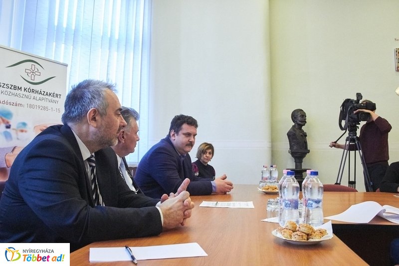 RocHUs projekt sajtótájékoztató a kórházban 