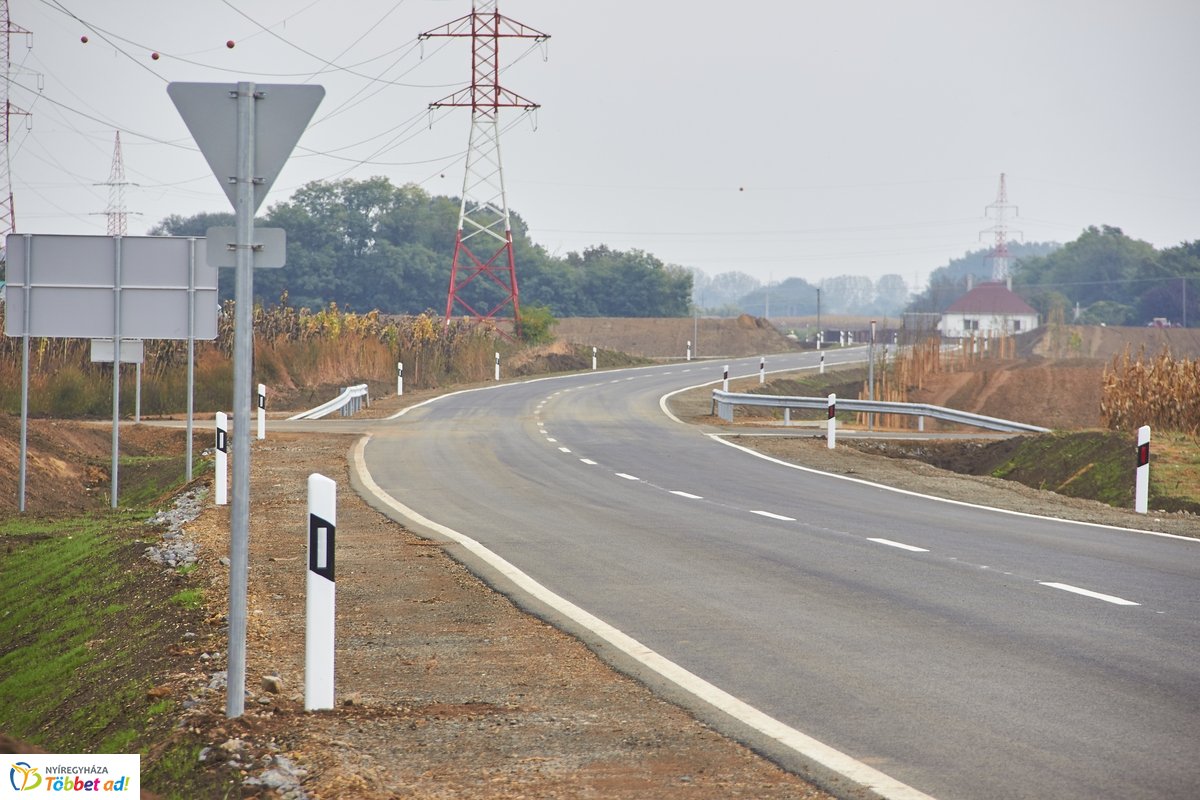 Rókabokori út átadó