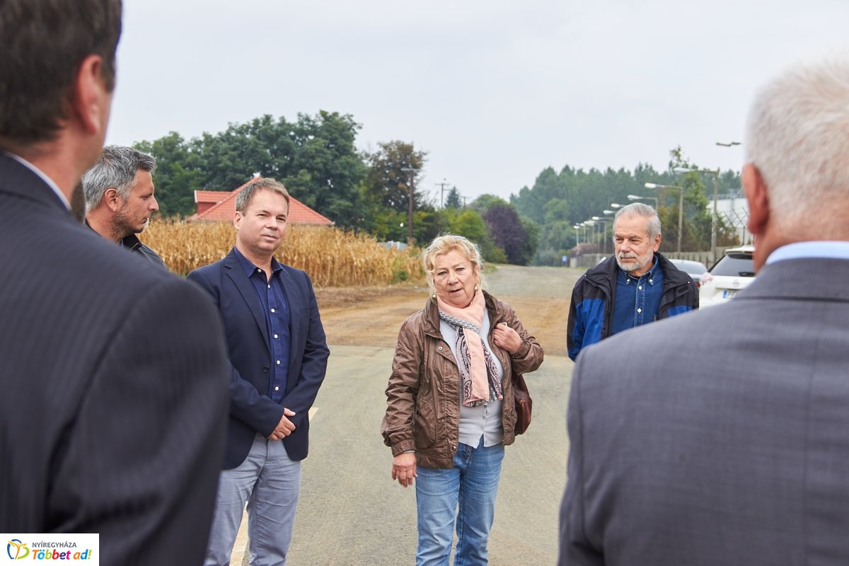 Rókabokori út átadó