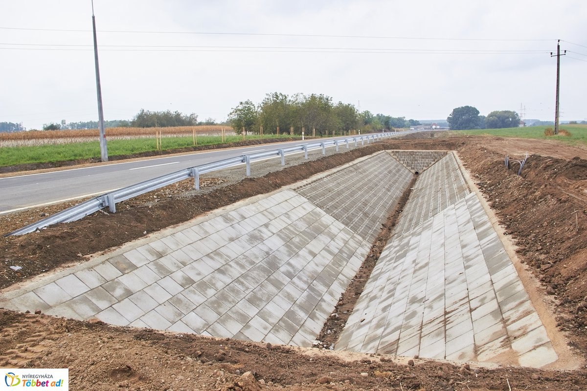 Rókabokori út átadó