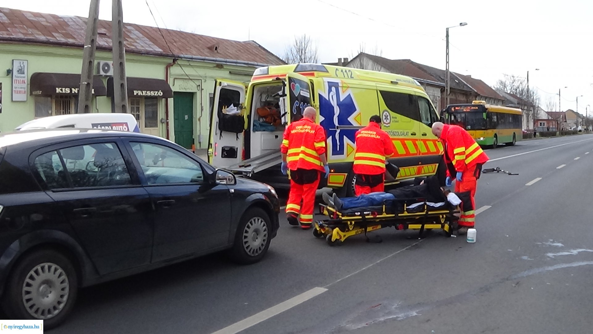 Rollerest gázoltak a Rákóczi utcán