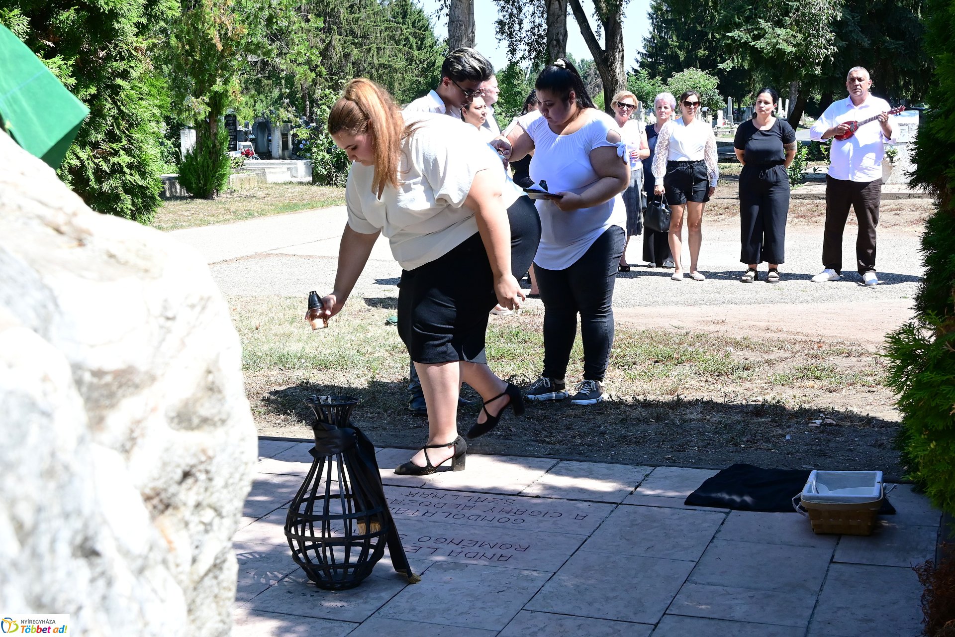 Roma holokauszt megemlékezés az Északi Temetőben