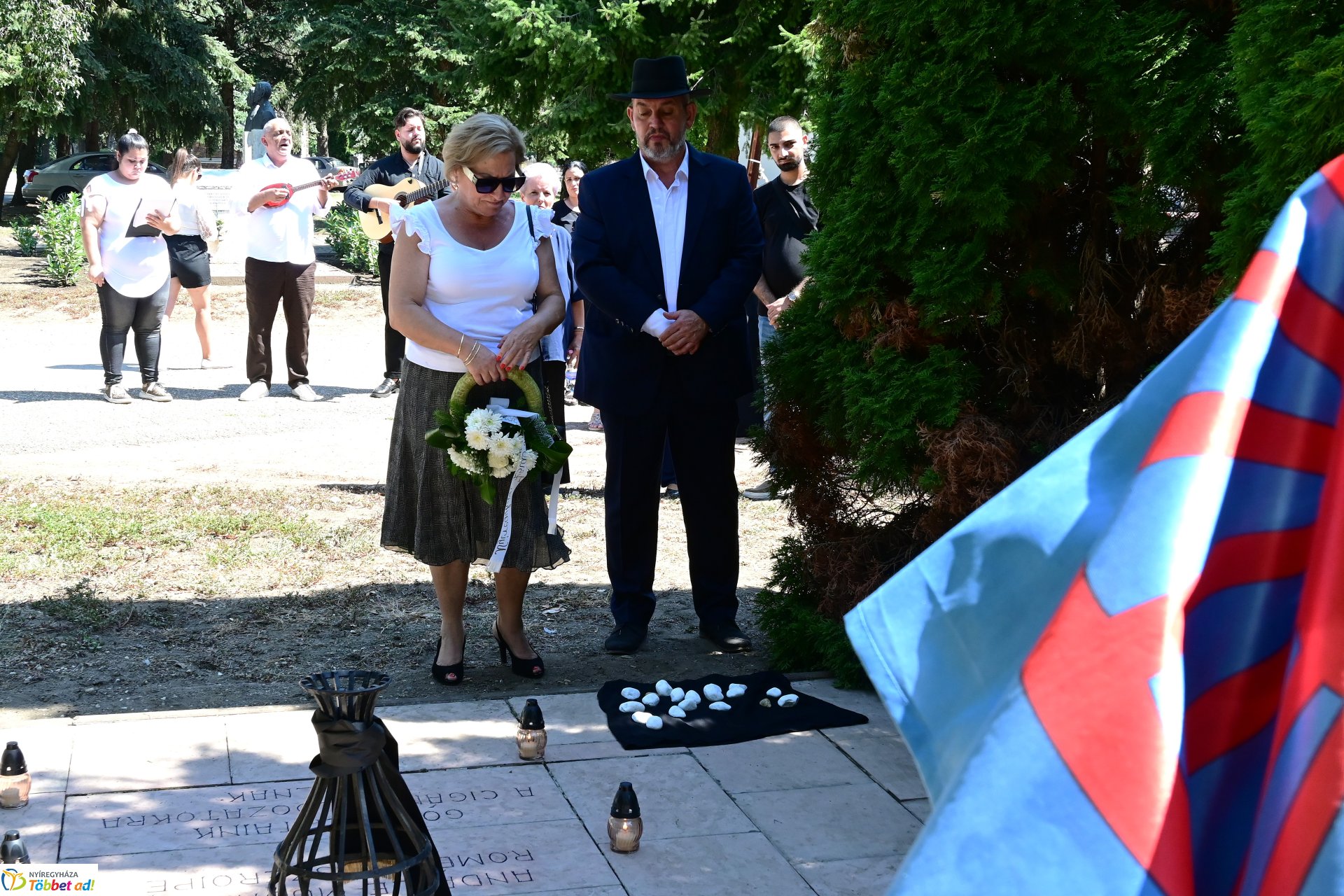Roma holokauszt megemlékezés az Északi Temetőben