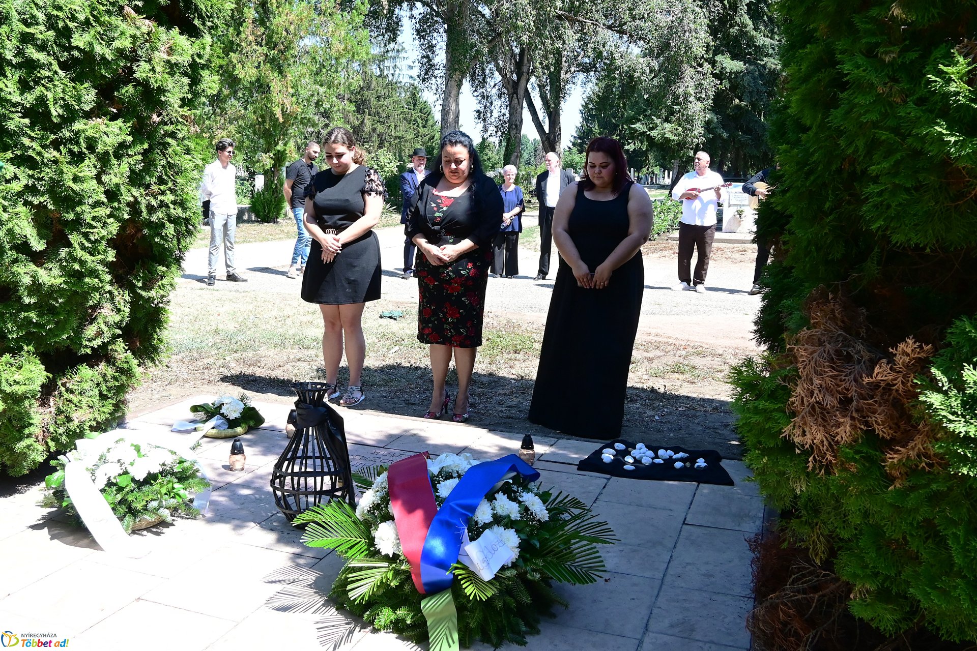 Roma holokauszt megemlékezés az Északi Temetőben