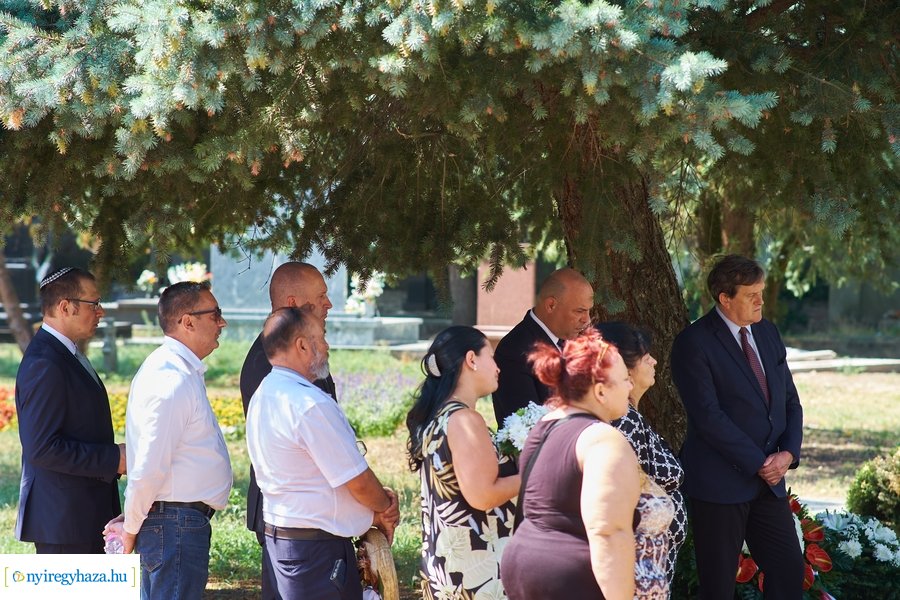 Roma holokausztra emlékeztek 2022