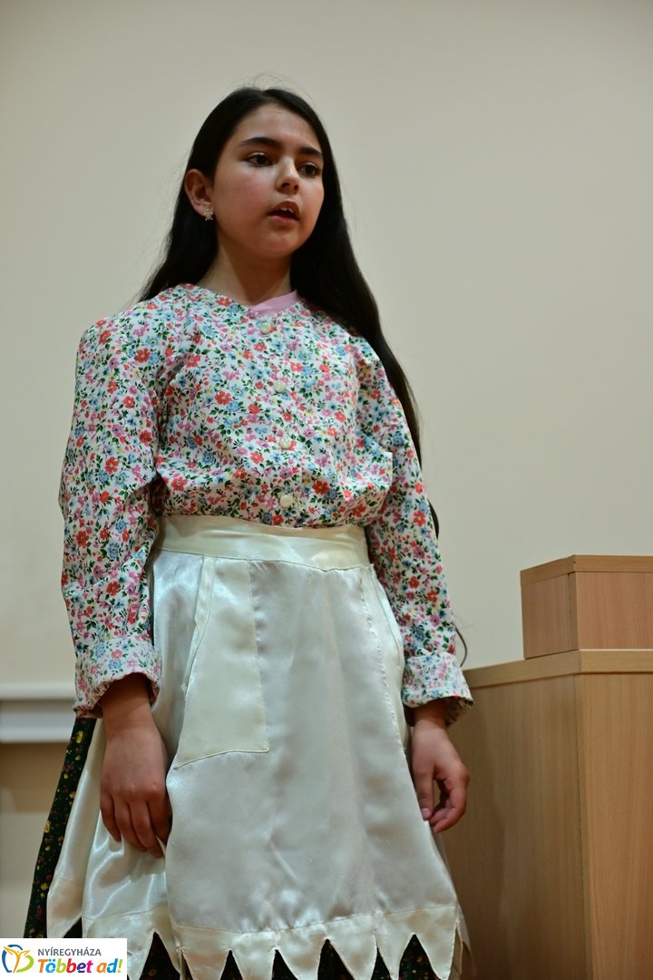 Roma ki-mit-tud a Móricz Zsigmond könyvtárban - 2025