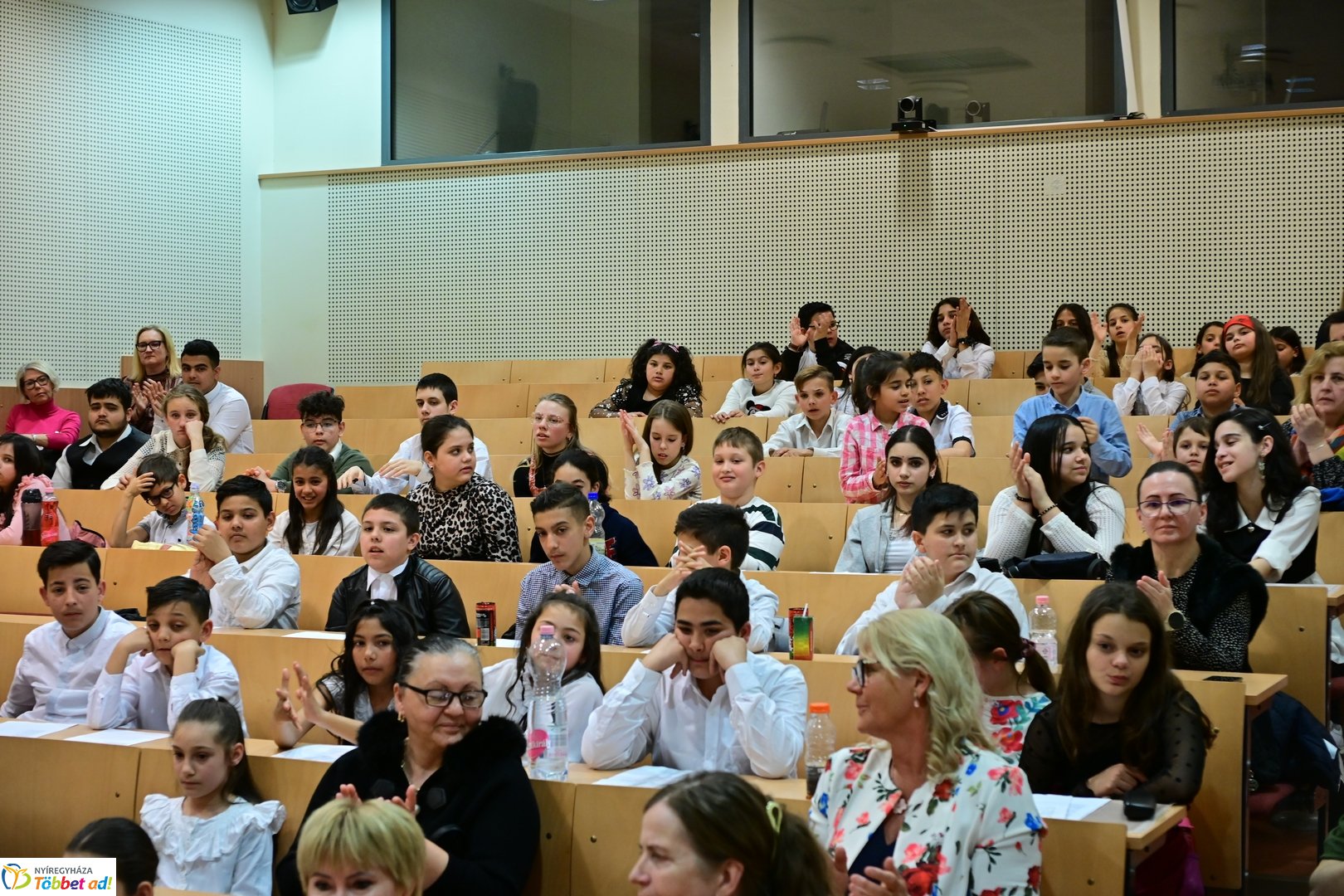 Roma ki-mit-tud a Móricz Zsigmond könyvtárban - 2025