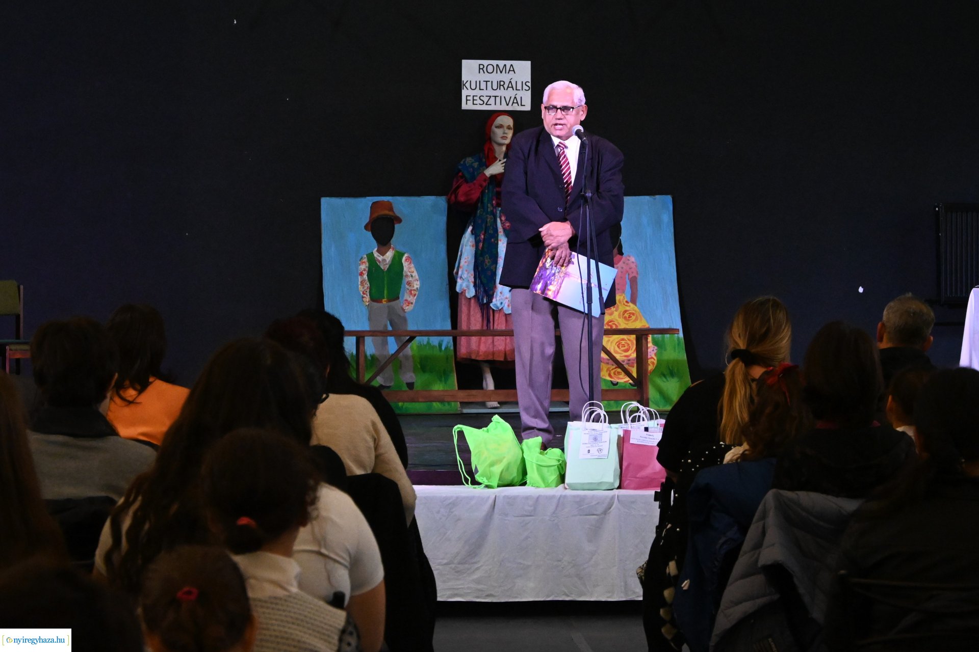 Roma Kulturális Fesztivál a Kölyökvárban