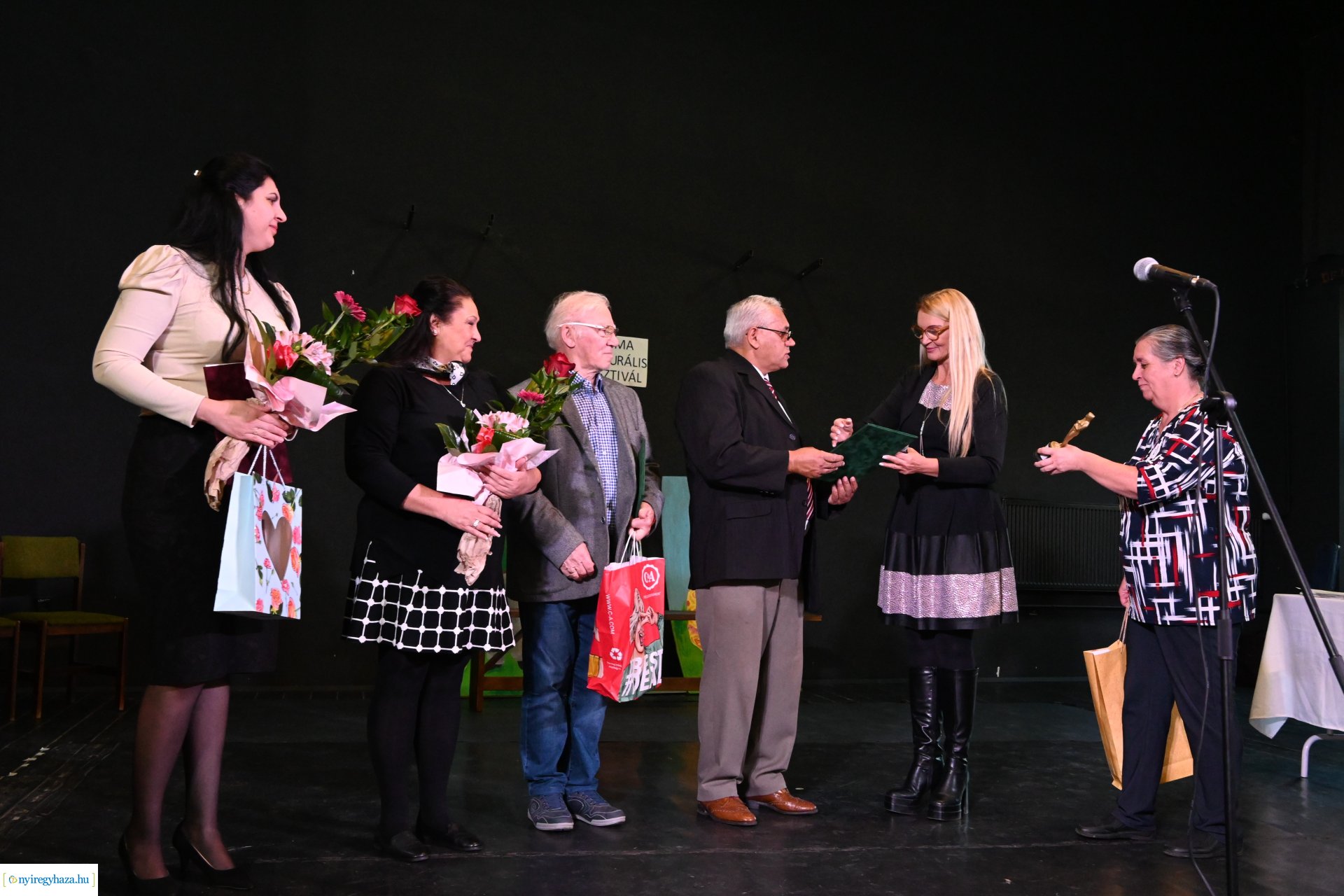 Roma Kulturális Fesztivál a Kölyökvárban