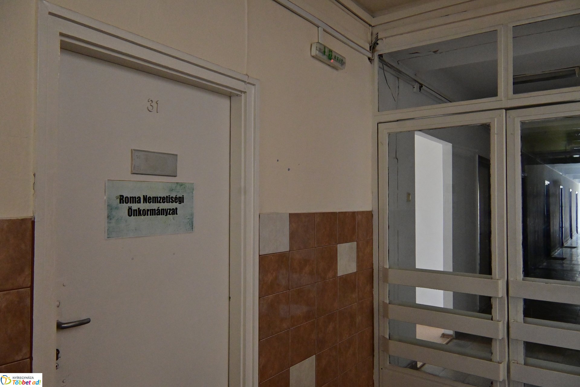 Roma Nemzetiségi Önkormányzat irodájának átadása a Városmajorban