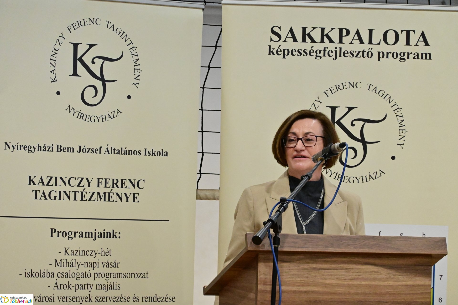 Röplabda mérkőzések a Kazinczy Ferenc iskolában