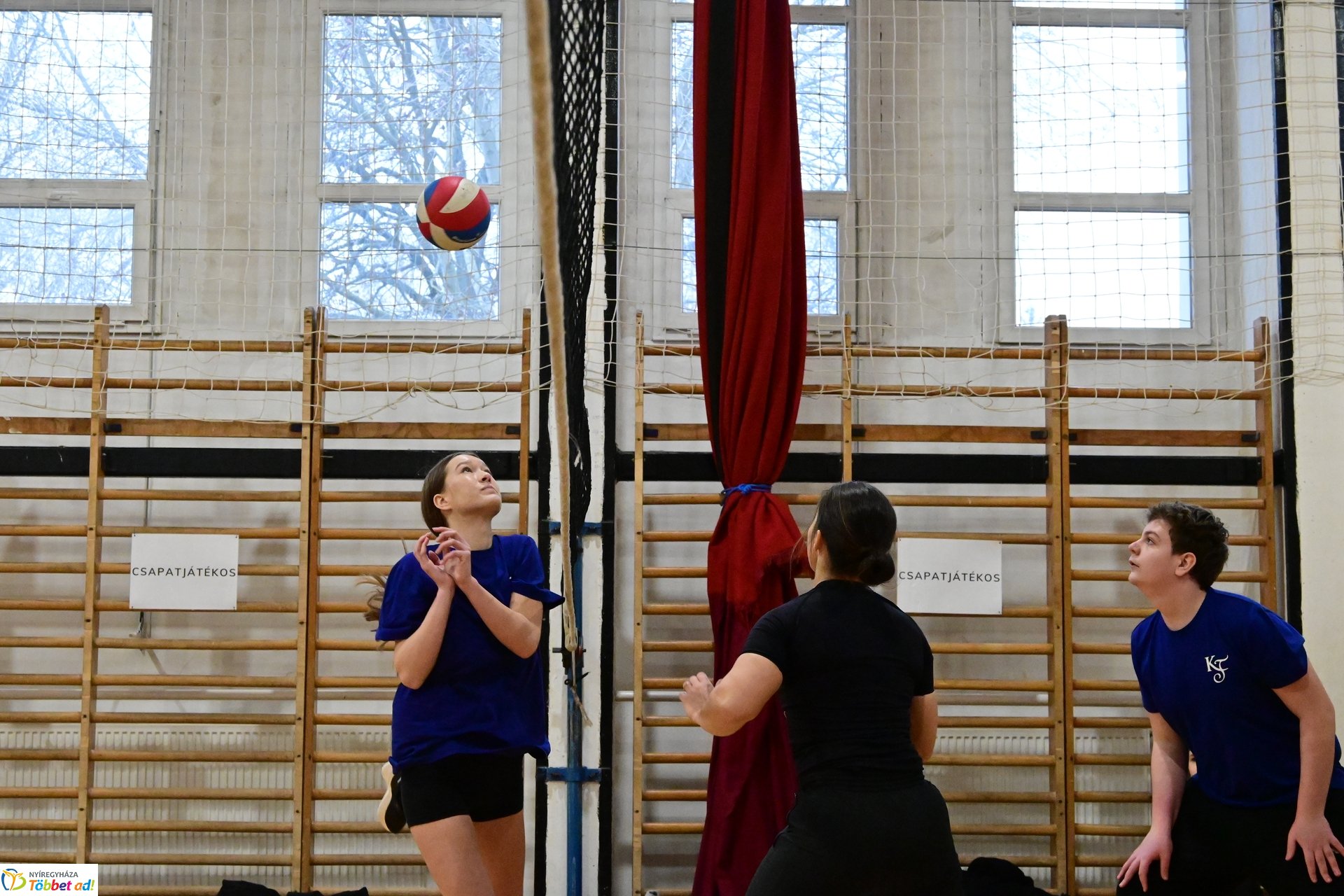 Röplabda mérkőzések a Kazinczy Ferenc iskolában