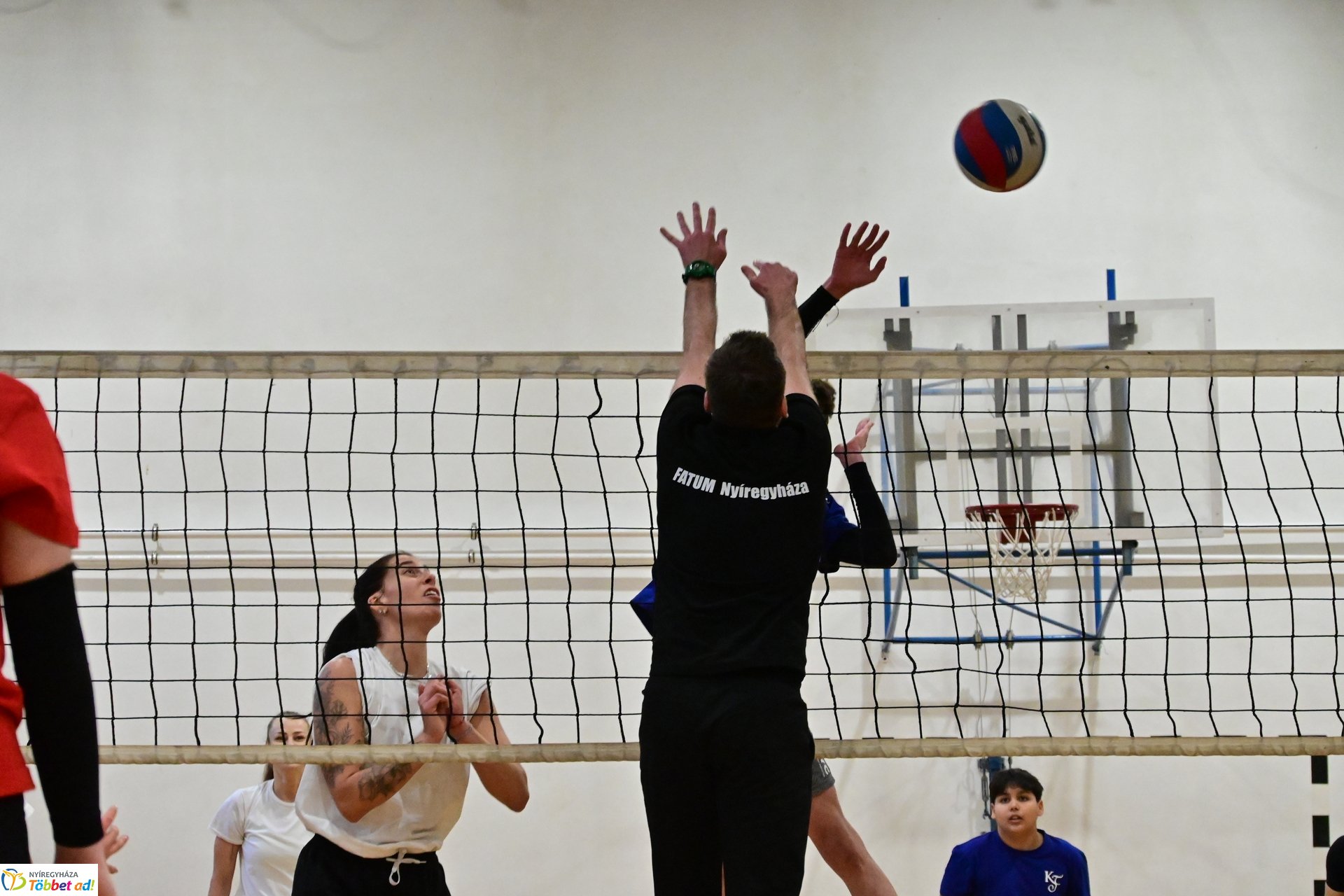 Röplabda mérkőzések a Kazinczy Ferenc iskolában