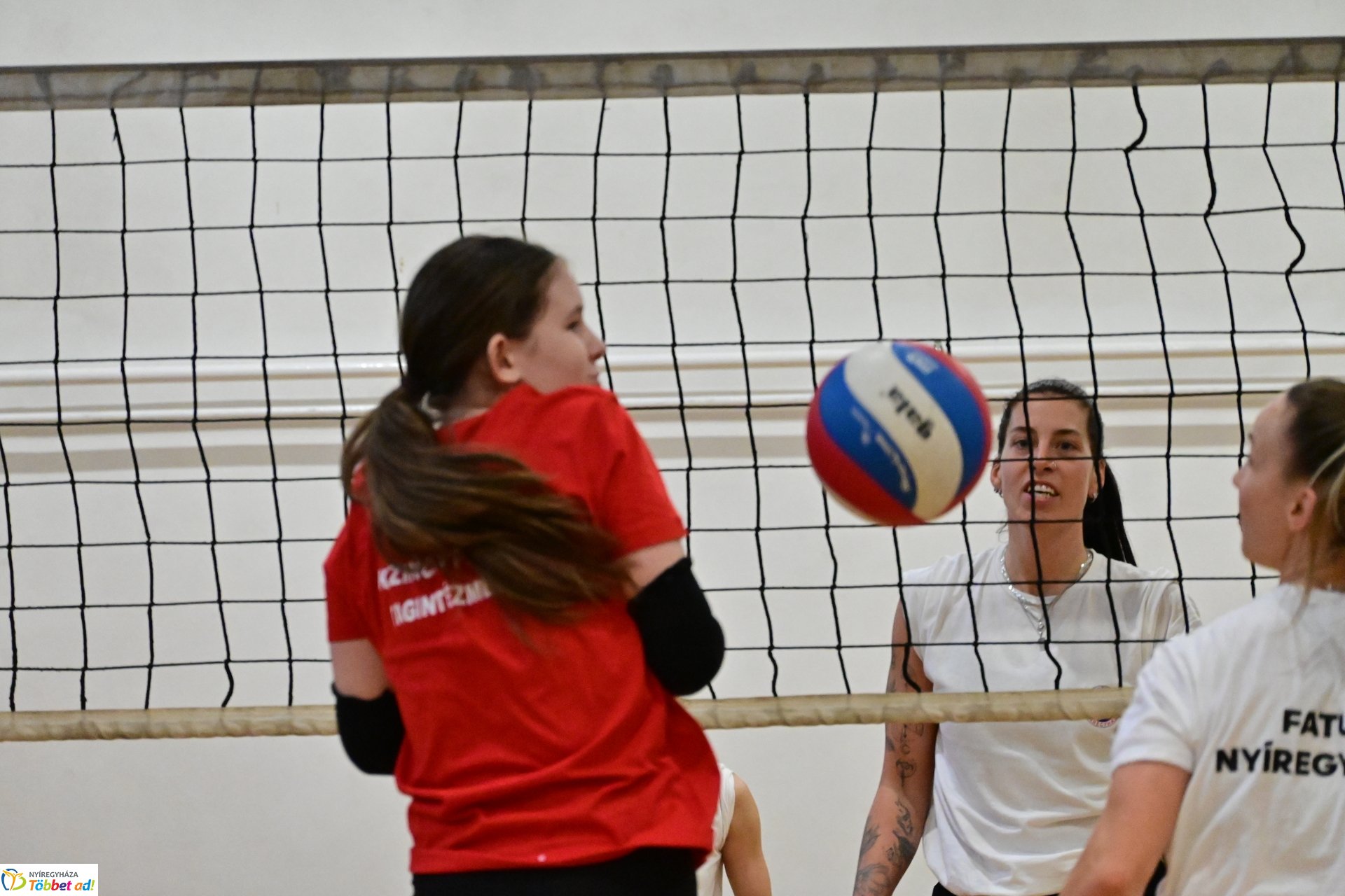 Röplabda mérkőzések a Kazinczy Ferenc iskolában