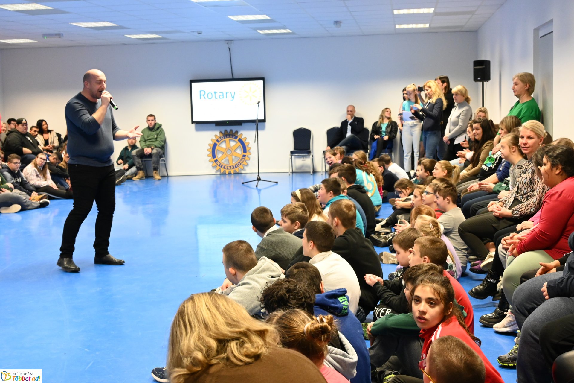 A Rotary Club Nyírség Egyesület mikulása megérkezett a gyerekekhez