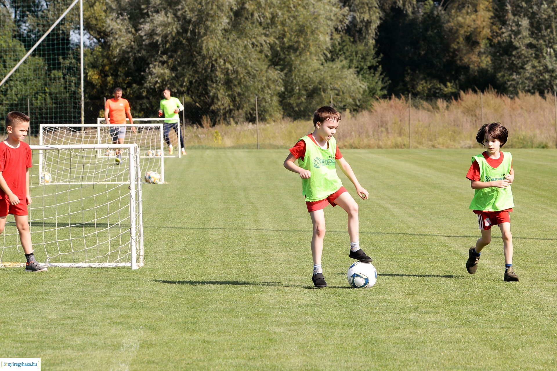 Rúgj labdába program - szerződés aláírás az örökösföldi pályán