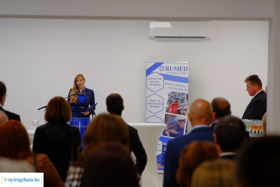 Rumed telephely átadó